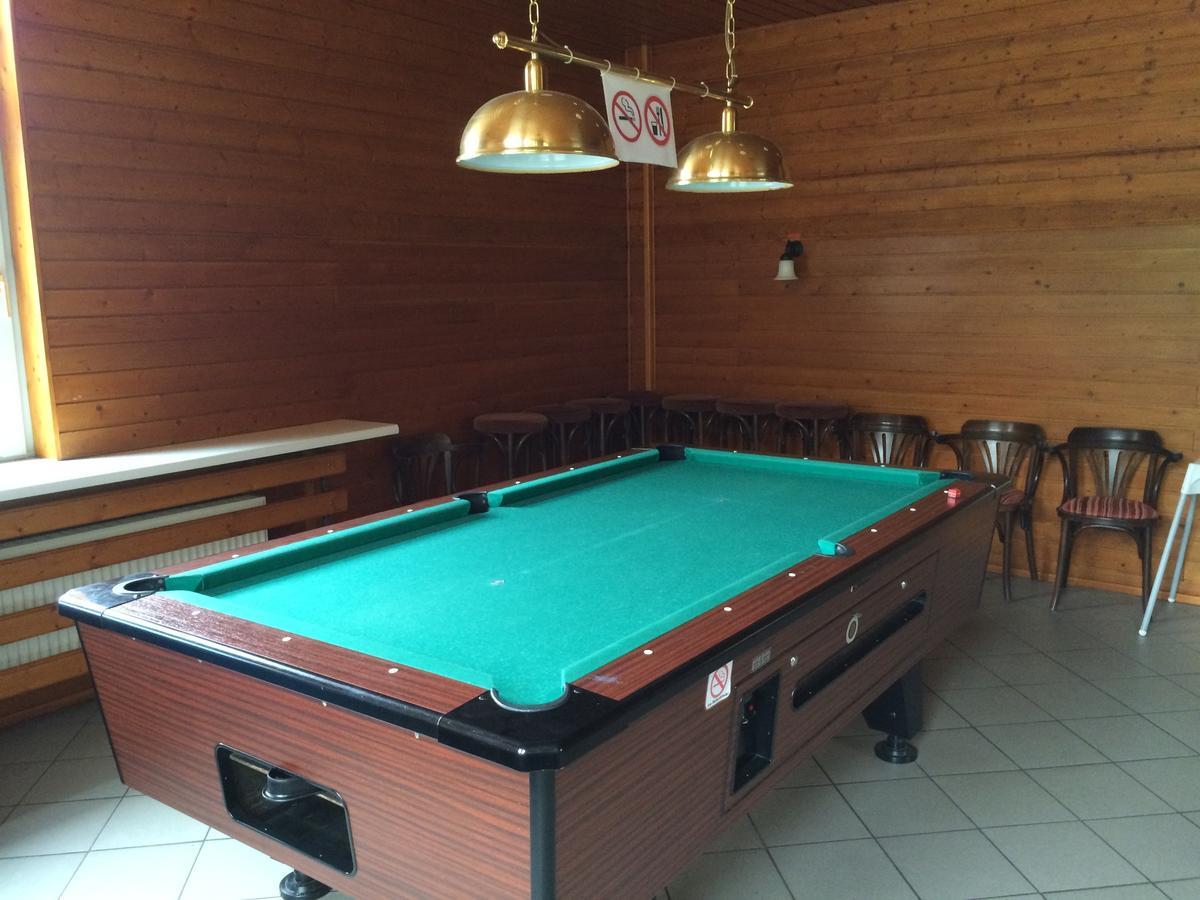 Hotel Restaurant Hohe Tanne Grossbreitenbach Exteriör bild