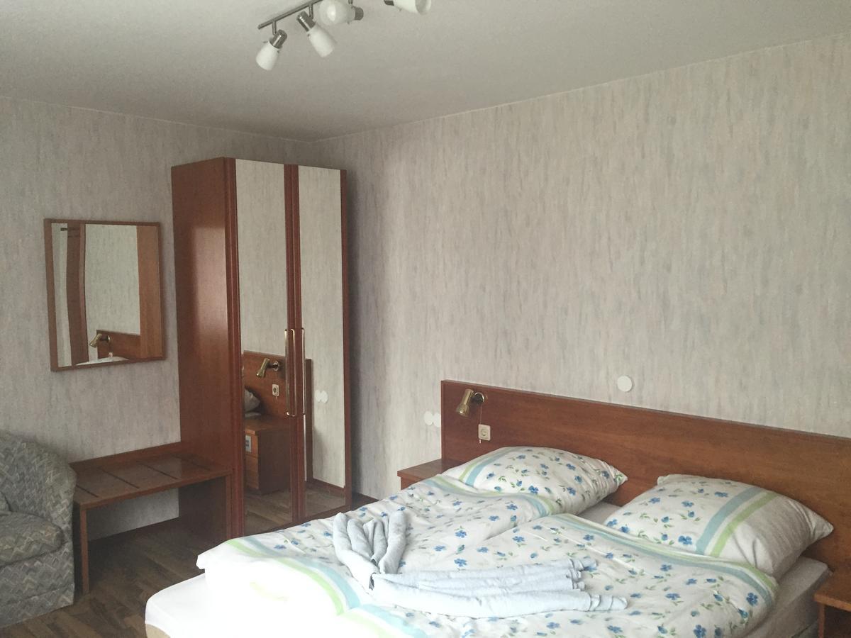 Hotel Restaurant Hohe Tanne Grossbreitenbach Exteriör bild