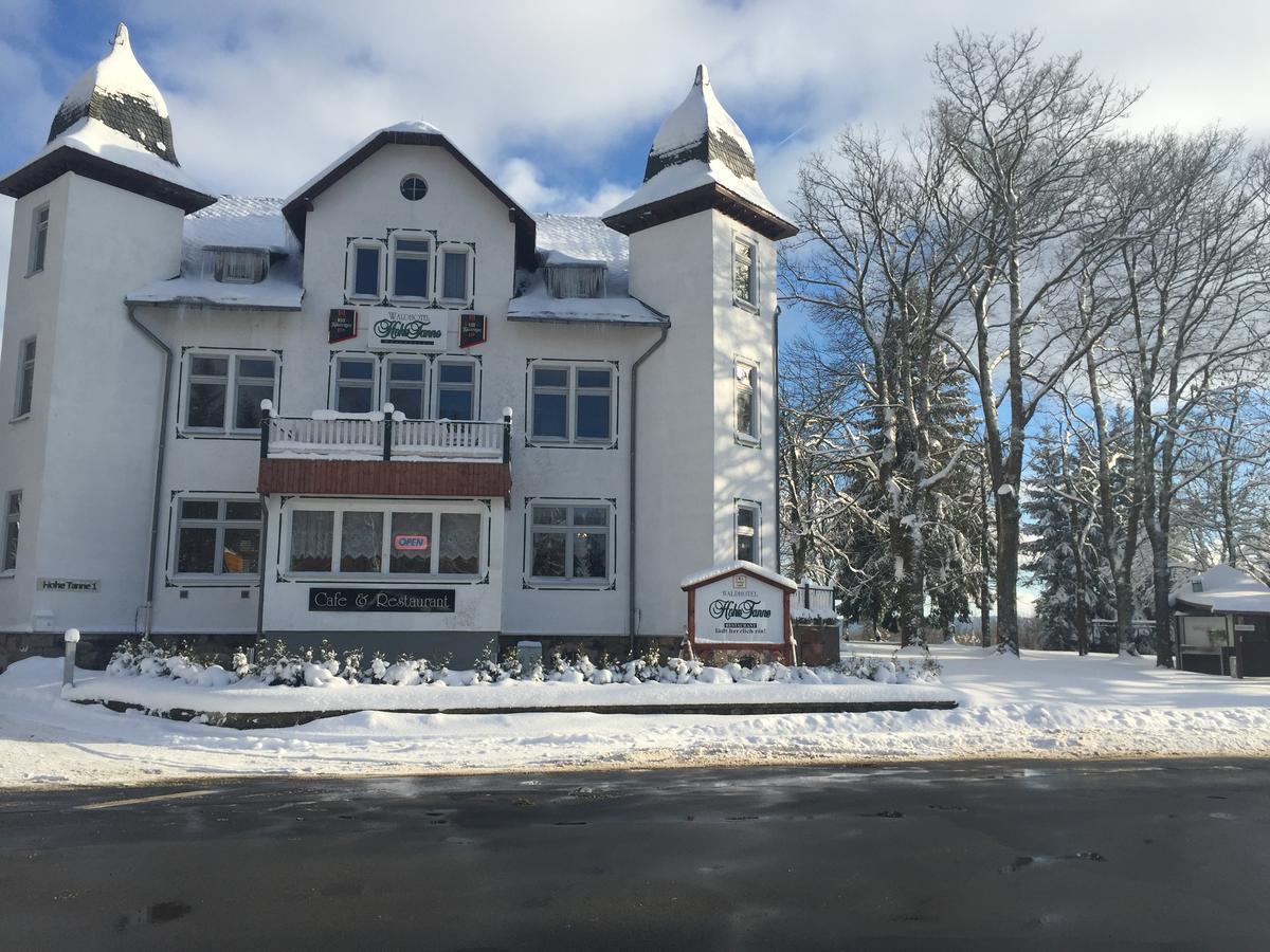 Hotel Restaurant Hohe Tanne Grossbreitenbach Exteriör bild